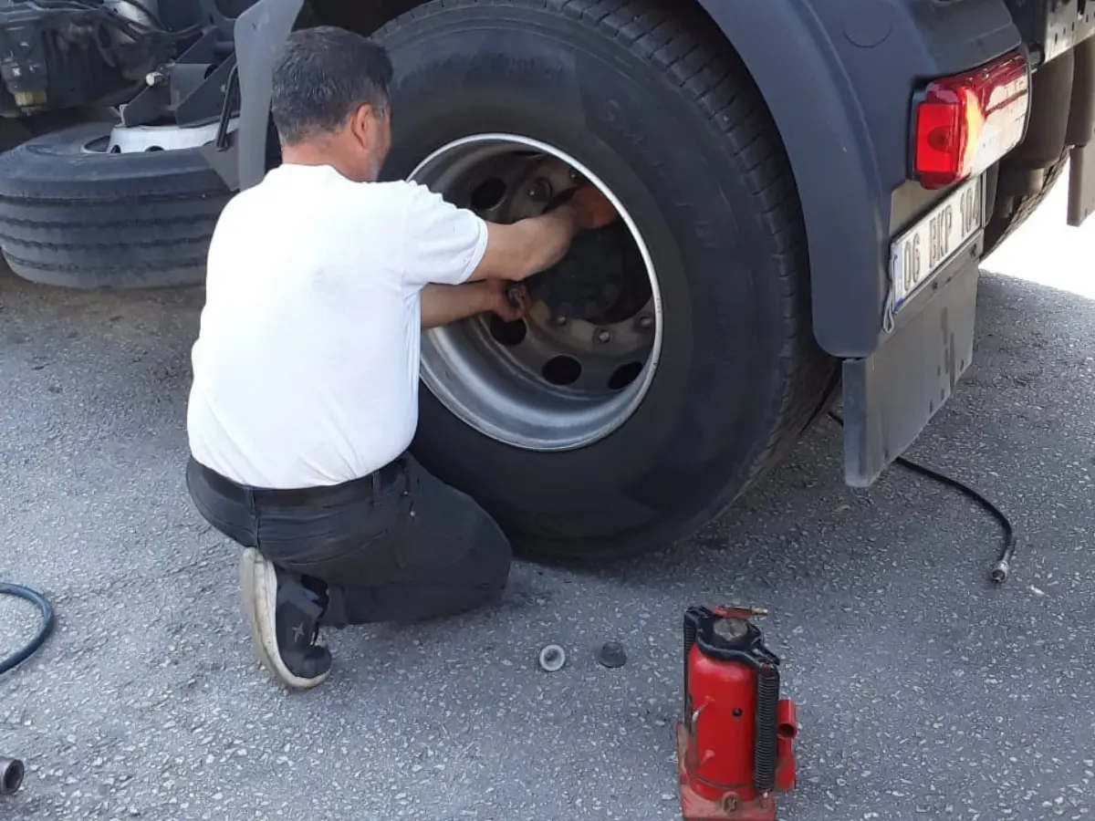 Pozantı Oto Lastikçi